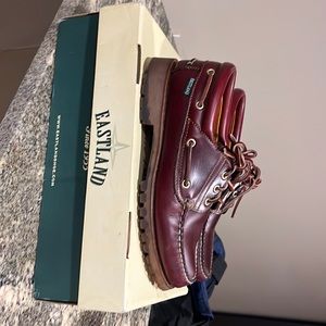 EastLand Men’s size 9.5